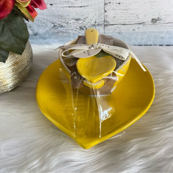 Rae Dunn DESSERT Lemon 3 PC Serving Set - Picture 6 of 6